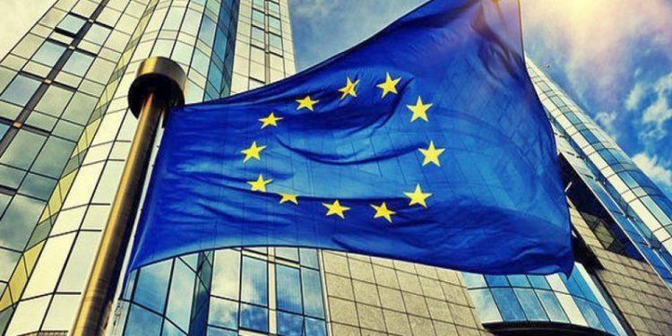 Eurostat: Με φτώχεια και κοινωνικό αποκλεισμό απειλείται το 21,4% του πληθυσμού στην ΕΕ