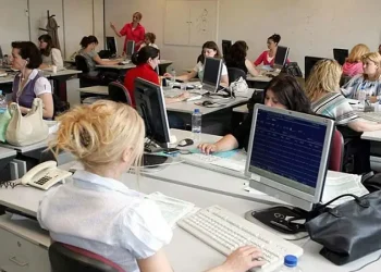 Έρχεται μπόνους 15% για τους δημοσίους υπαλλήλους – Ποιες οι προϋποθέσεις