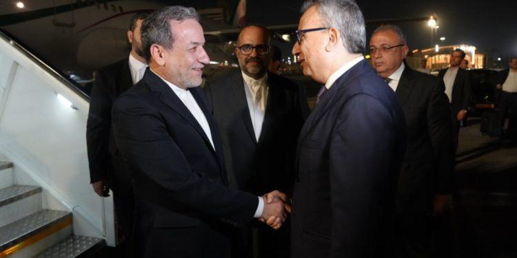 Στο Κάιρο για πρώτη φορά από το 2013 υπουργός Εξωτερικών του Ιράν