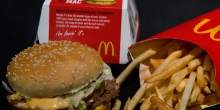 ΗΠΑ: 75 άνθρωποι που έφαγαν από τα McDonald’s μολύνθηκαν από το βακτήριο E.coli