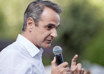 Στην ΑΑΔΕ ο Κυρ. Μητσοτάκης – Συνάντηση με τους ευρωβουλευτές της ΝΔ το μεσημέρι στο Μαξίμου