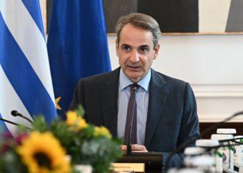 Σταθερά στα 950 ευρώ ο κατώτατος μισθός έως το 2027: Οι κυβερνητικές δεσμεύσεις και οι νέες οικονομικές προοπτικές