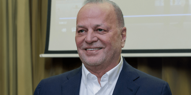 Ευάγγελος Μυτιληναίος: Μπαίνει μπροστά το νέο εργοστάσιο της Metlen – Ο κρυμμένος θησαυρός της Σίνδου