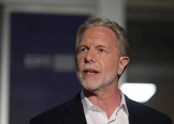 ΠΑΣΟΚ: Ο αλγόριθμος που πρόδωσε τον Γερουλάνο και η επανεμφάνιση της Διαμαντοπούλου