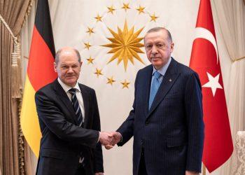 Στον απόηχο της συνάντησης Ερντογάν – Σολτς στην Κωνσταντινούπολη