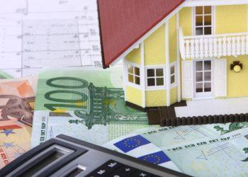 Ανατροπές στις φοροαπαλλαγές για ακίνητα: Τι αλλάζει και ποιοι επωφελούνται