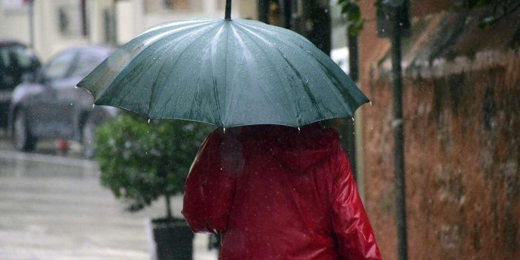 Καιρός: Βροχές και καταιγίδες – Θυελλώδεις άνεμοι έως 9 μποφόρ
