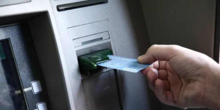 Το τέλος των μετρητών στην Ευρώπη – Στο προσκήνιο το ψηφιακό ευρώ