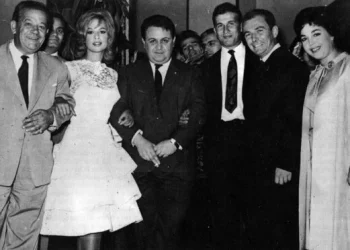 Σαν Σήμερα: Τα σημαντικότερα γεγονότα της 11ης Νοεμβρίου – Εορτολόγιο