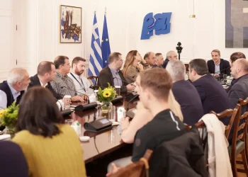 Μητσοτάκης: Το Δημόσιο θα αναλάβει την πλήρη αποκατάσταση της πολυκατοικίας στους Αμπελόκηπους