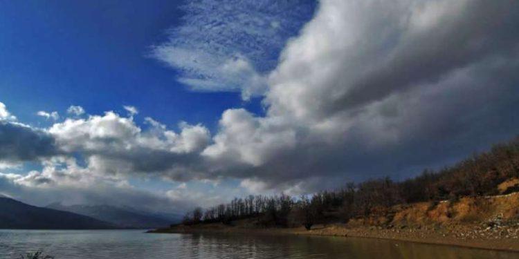 Ο Καιρός σήμερα Τετάρτη: Ανοιξιάτικες θερμοκρασίες στα νότια, παγετός νωρίς το πρωί στα βόρεια