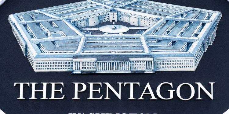 Reuters: «Σκούπα» ετοιμάζει ο Τραμπ στο Πεντάγωνο – Απομακρύνεται σύσσωμη η στρατιωτική ηγεσία των ΗΠΑ