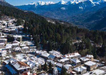 Ελάτη-Περτούλι: Χριστούγεννα στην αγκαλιά του Κόζιακα