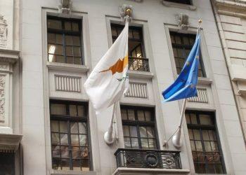 Κλειστό από τον Απρίλιο του 2018 όταν εκδηλώθηκε σε αυτό πυρκαγιά, παραμένει το κτήριο της Μόνιμης Αντιπροσωπείας και του Γενικού Προξενείου της Κύπρου στη Νέα Υόρκη, με αποτέλεσμα η Κυπριακή Δημοκρατία να σπαταλά εκατομμύρια σε ενοίκια (Φωτογραφία: Αρχείο ΚΥΠΕ).