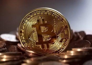 ΗΠΑ: Το bitcoin σπάει για πρώτη φορά το φράγμα των 90.000 δολαρίων