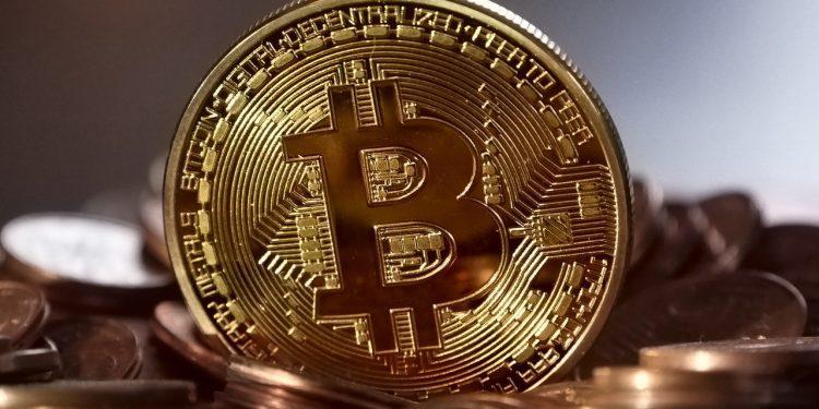 ΗΠΑ: Το bitcoin σπάει για πρώτη φορά το φράγμα των 90.000 δολαρίων