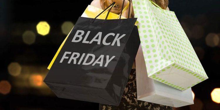 Οδηγός Αγορών για τον Δεκέμβριο: Ποιες Κυριακές Λειτουργούν τα Καταστήματα και Τι Ισχύει για τη Black Friday