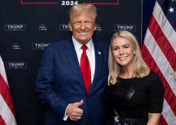ΗΠΑ: Η 27χρονη Κάρολαϊν Λέβιτ αναλαμβάνει εκπρόσωπος Τύπου του Λευκού Οίκου υπό την προεδρία Τραμπ