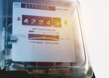 Πώς μπορούν να δοθούν επιδοτήσεις σε επαγγελματίες και μικρές επιχειρήσεις – Χωρίς δίχτυ προστασίας η βιομηχανία