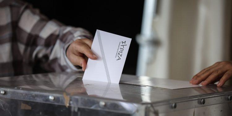 Άνοιξαν οι κάλπες για την εκλογή προέδρου του ΣΥΡΙΖΑ