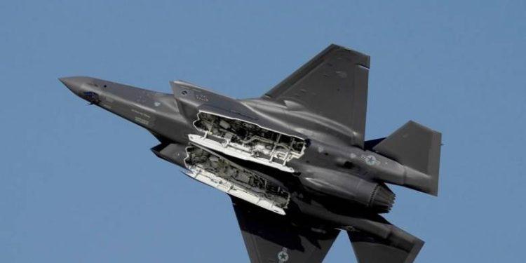 Drone αγνώστου ταυτότητας πέταξαν πάνω από βρετανικές βάσεις – Σταθμεύουν αμερικανικές δυνάμεις