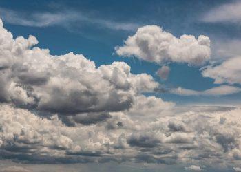 Ο καιρός προβλέπεται γενικά αίθριος στις περισσότερες περιοχές της χώρας σήμερα Παρασκευή