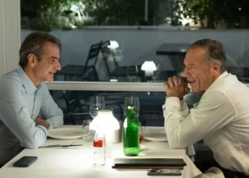 Ταξίδι «αστραπή» του Μάικ Πομπέο στην Ελλάδα και συνάντηση με τον Κυριάκο Μητσοτάκη