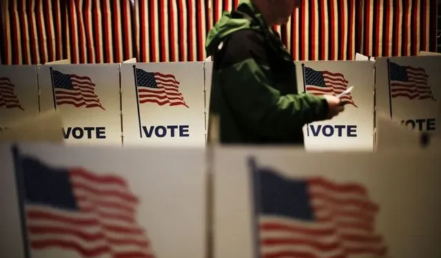 Εκλογές στις ΗΠΑ – οδηγός: Τι ώρα ανοίγουν οι κάλπες, πότε βγαίνουν τα πρώτα αποτελέσματα