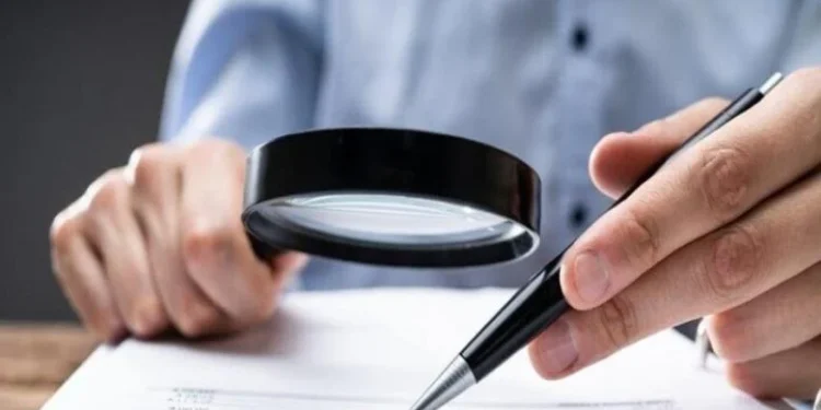 Ανυπέρβλητα χρέη και νέες λύσεις για τις οφειλές στον ΕΦΚΑ