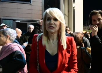 ΣΥΡΙΖΑ: Τζάκρη, Σαρακιώτης, Γαβρήλος και Πούλου παραιτούνται από τα κοινοβουλευτικά τους καθήκοντα