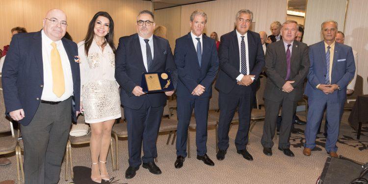 Θ.Μαρινακης, Κέλλυ Μαρινακη, Αλεξιος Ντονας, Χ.Μαυρειδοπουλος, Κ.Μουσουρουλης, Σπ.Κονιδαρης, Αγγ.Καρμανιολας