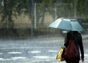 Πρόγνωση Καιρού: Τοπικές Ισχυρές Βροχοπτώσεις και Χαμηλές Θερμοκρασίες