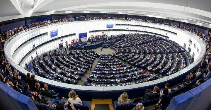 Κρίσιμη Ψηφοφορία στο Ευρωπαϊκό Κοινοβούλιο: Η Επιτροπή φον ντερ Λάιεν στο Κατώφλι της Επικύρωσης