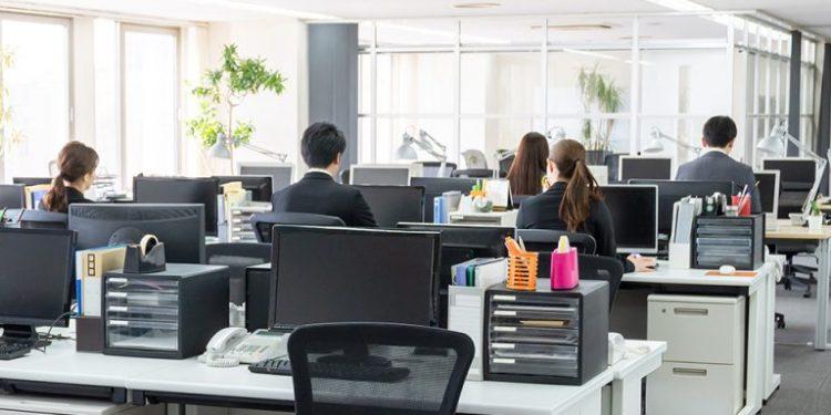 Οι κλάδοι με τις υψηλότερες μισθολογικές αυξήσεις στην Ελλάδα: Ποιοι τομείς προσφέρουν καλύτερες αμοιβές τα τελευταία χρόνια