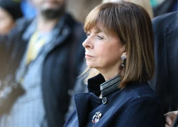 Πλήθος κόσμου στη χριστουγεννιάτικη μουσική εκδήλωση στον κήπο του Προεδρικού Μεγάρου