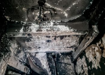 Καλαμπάκα: Σχεδόν ολοκληρωτική η καταστροφή στο ξενοδοχείο – Δείτε φωτογραφίες