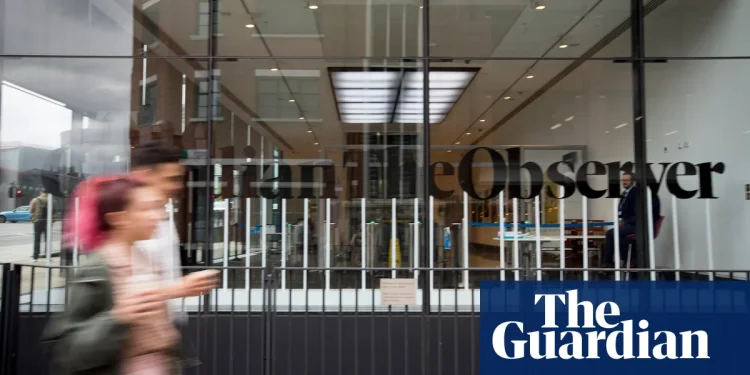 Πώληση-σταθμός για το The Observer: Στα χέρια της Tortoise Media η ιστορική εφημερίδα