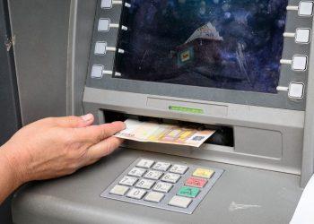 Τράπεζες: Τι αλλάζει στις μεταφορές χρημάτων μεταξύ λογαριασμών