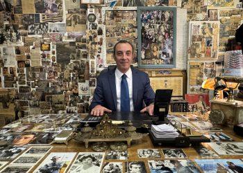 Στο Παλαιοπωλείο του Iωάννη Παπαϊωάννου η αξία του πολύτιμου εκτιμάται σωστά