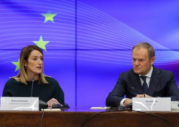 Η Πολωνία αναλαμβάνει την προεδρία της ΕΕ: Προκλήσεις και διλήμματα