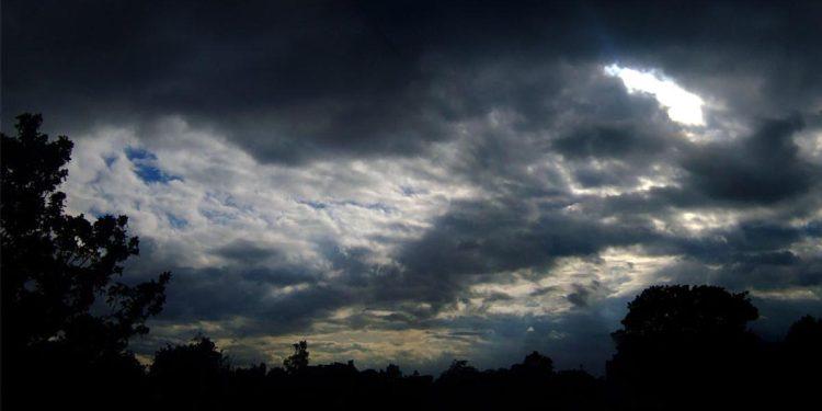 Καιρός: Πτώση της θερμοκρασίας και ασθενείς βροχοπτώσεις σε αρκετές περιοχές της χώρας