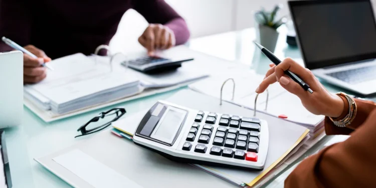 Νέο καθεστώς φορολογικών δηλώσεων: Πρόστιμα για διοικητές και υπεύθυνους μισθοδοσίας από το 2025