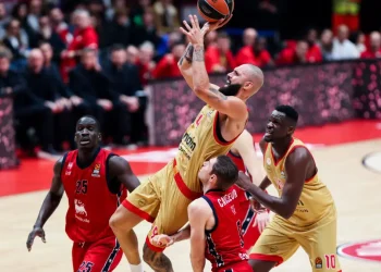 Βαθμολογία Euroleague: Στην κορυφή ο Ολυμπιακός μετά το διπλό στην έδρα της Αρμάνι Μιλάνο