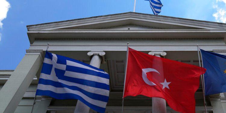 Αυστηρή η αντίδραση της Αθήνας στις συνομιλίες Τουρκίας-Συρίας για ΑΟΖ