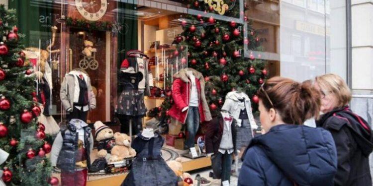 Ανεβαίνει η αγοραστική κίνηση στα καταστήματα παιχνιδιών ενόψει Χριστουγέννων