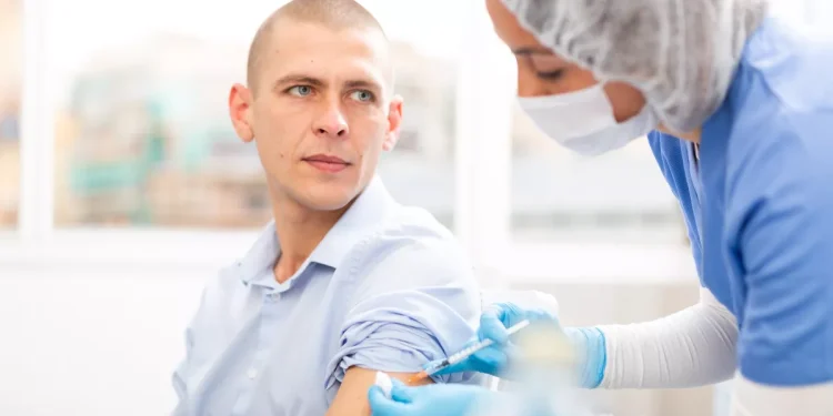 Εμβόλιο ενάντια σε όλους τους τύπους καρκίνου ισχυρίζεται πως δημιούργησε η Ρωσία