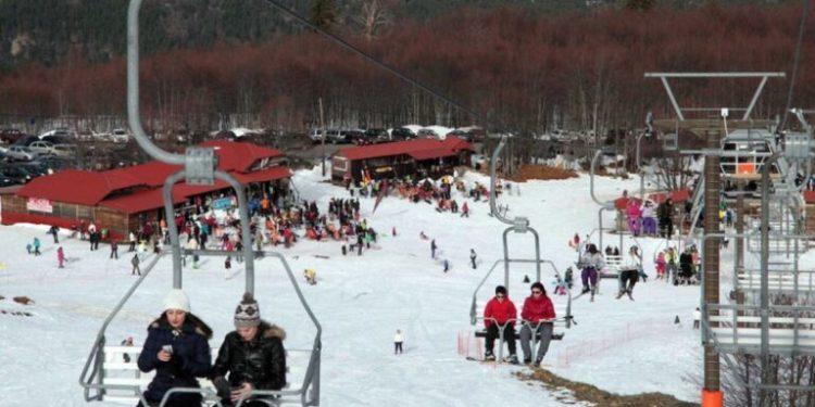 Χιονοδρομικά Κέντρα: «Πληγές» από τον περσινό χειμώνα και συγκρατημένη αισιοδοξία για το 2024
