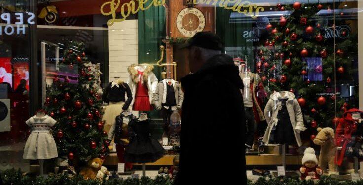 Ανοιχτά καταστήματα την Κυριακή 1η Δεκεμβρίου: Όλα όσα πρέπει να γνωρίζετε