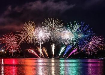 Τα πιο περίεργα έθιμα της Πρωτοχρονιάς ανά τον κόσμο