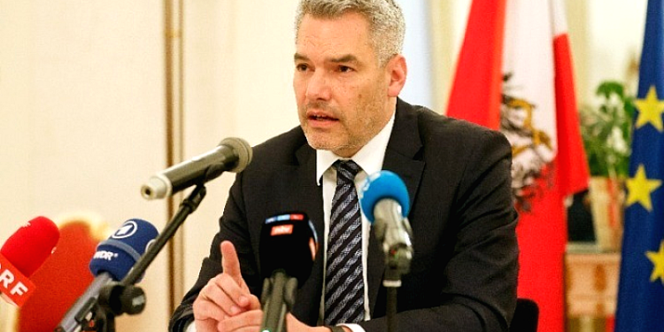 Αυστρία: Όλα τα σενάρια ανοιχτά μετά την κατάρρευση των διαπραγματεύσεων για τον σχηματισμό κυβέρνησης